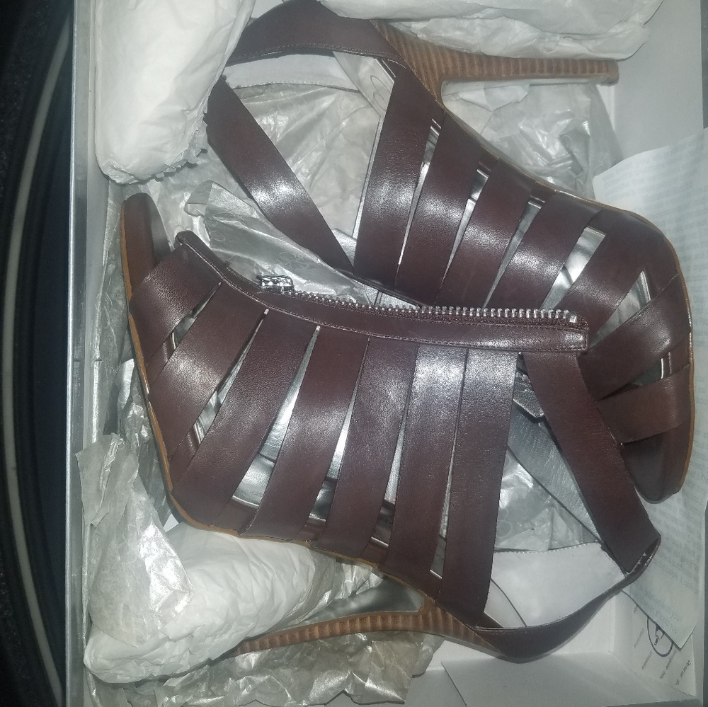 Jessica Simpson Strappy heels